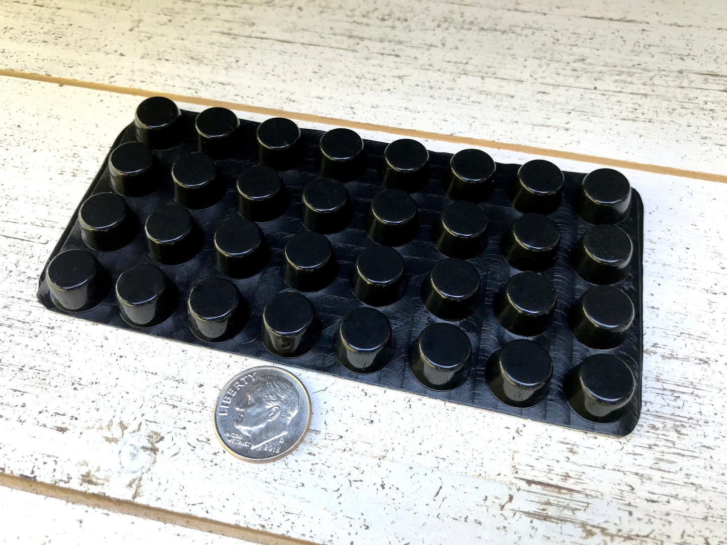 Rubber Bumper, Self Adhesive Silicone Rubber Feet, Bumpons Black Cylindrical 12x7mm (32 pieces)